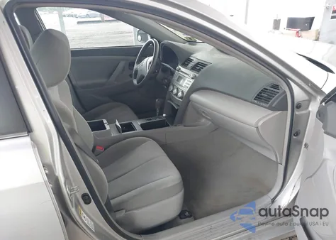 2011 Toyota Camry Le z USA, uszkodzony, nr VIN 4T4BF3EK5BR203076